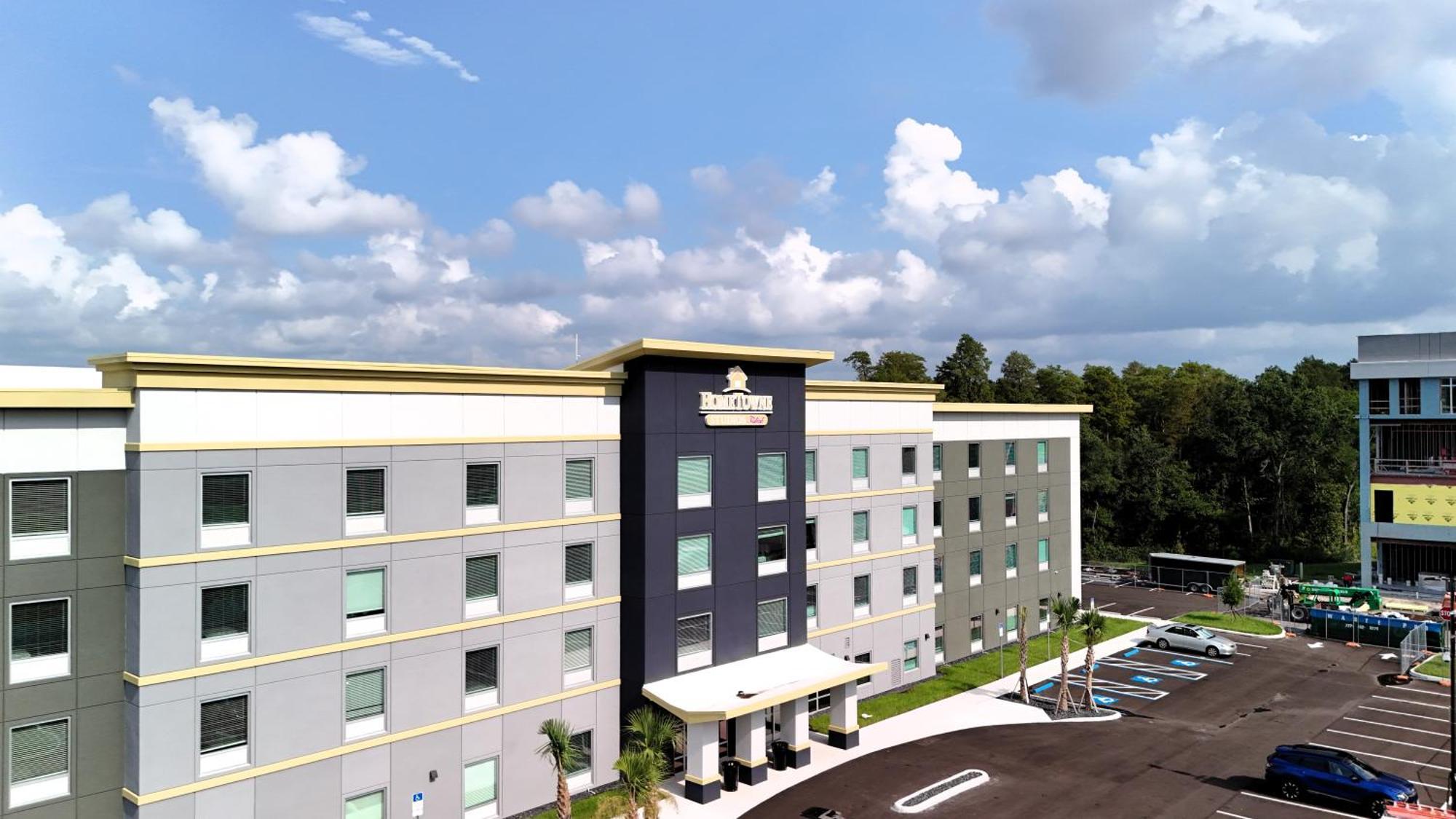 Hometowne Studios By Red Roof Tampa - Airport Exterior foto